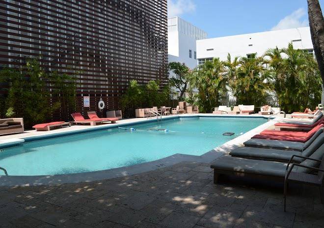 Dorchester miami beach hotel & suites