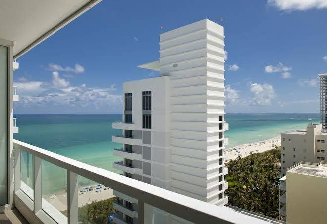 Fontainebleau Miami Beach Image