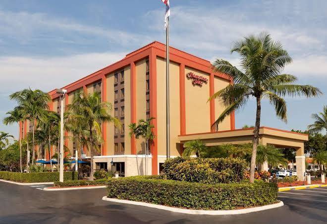 Hampton inn miami airport west