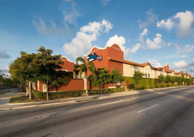 La fuente hotel