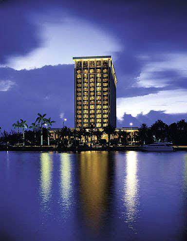 Miami Beach Resort & Spa Image