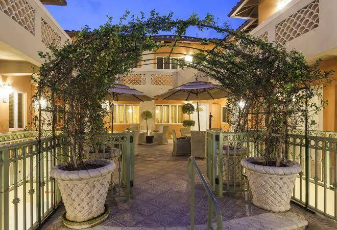 Sun harbour boutique hotel