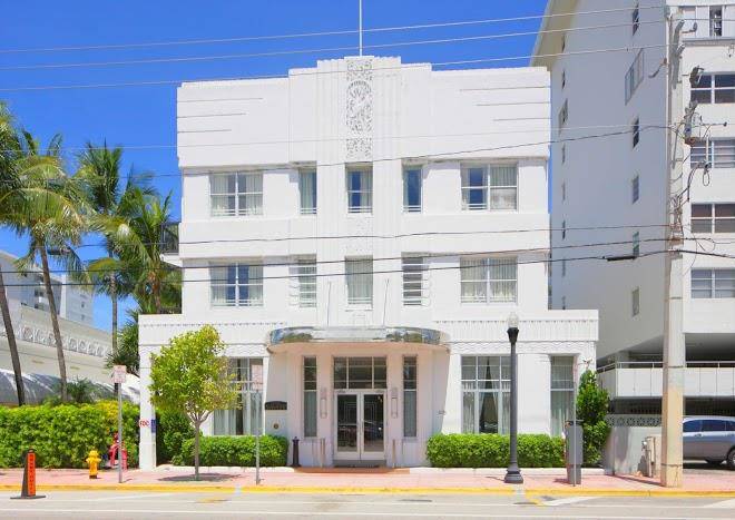 The Savoy Hotel & Beach Club Miami Beach Image