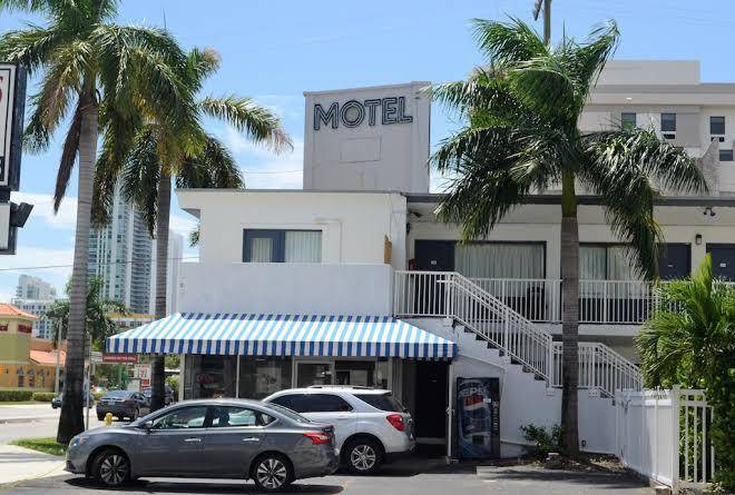 Up Midtown Hotel Image