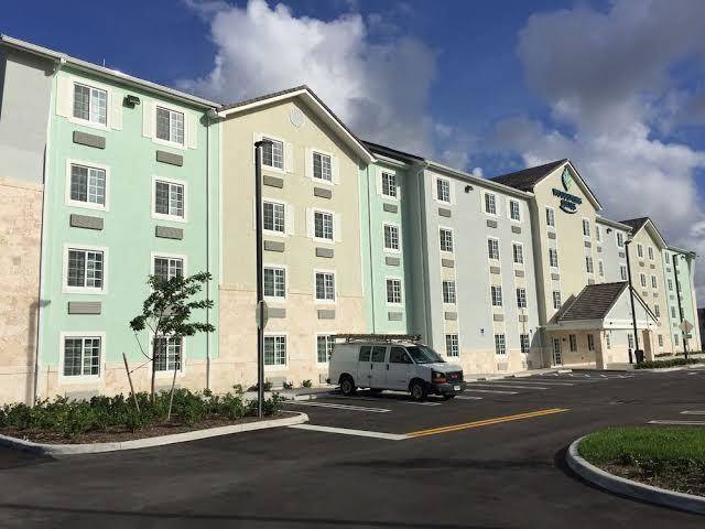 Woodspring suites miami southwest