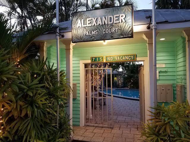 Alexander palms court