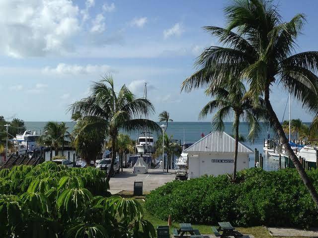 Banana bay resort & marina