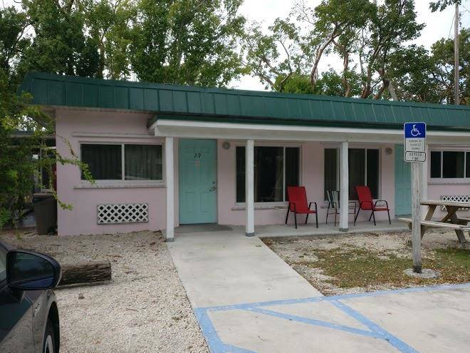 Blue fin inn