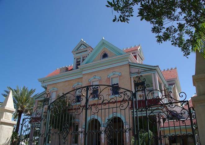 Cayo Hueso Resorts Image