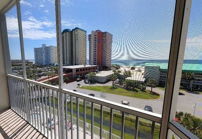 Destin holiday beach resort