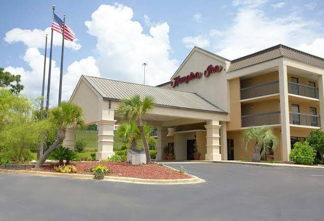 Home town inn & suites