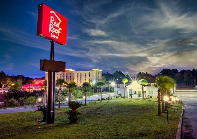 Red roof inn crestview