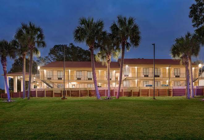 Super 8 by wyndham crestview