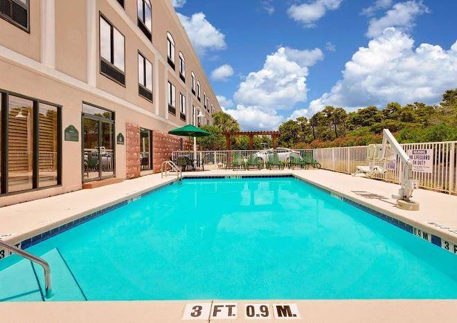Wingate By Wyndham Destin Image