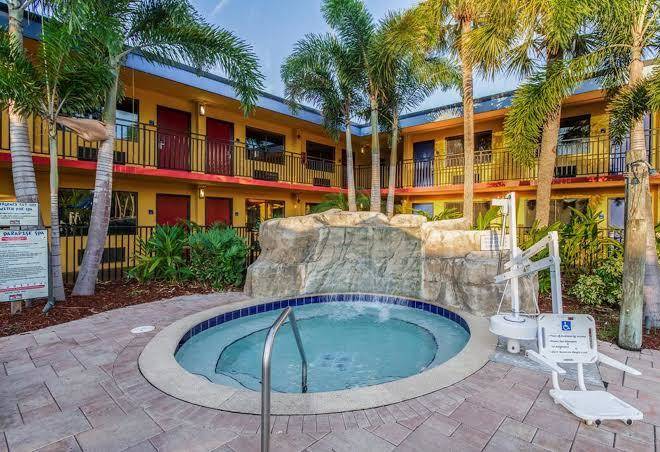 Coco key hotel and water resort