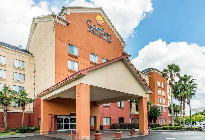 Comfort Inn & Suites Near Universal Orlando Resort Image