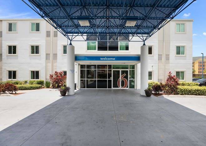 Motel 6 orlando fl international dr