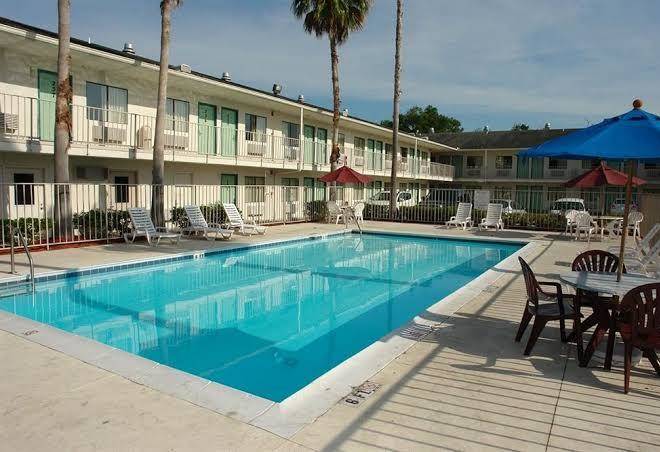 Motel 6 Orlando Fl Winter Park Image