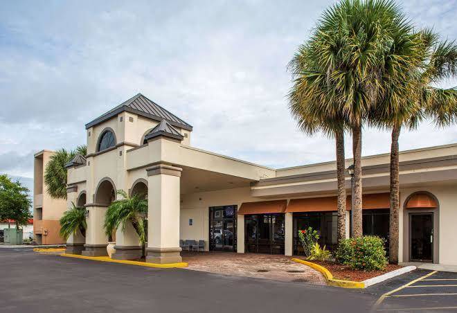 Days inn & suites by wyndham orlando airport