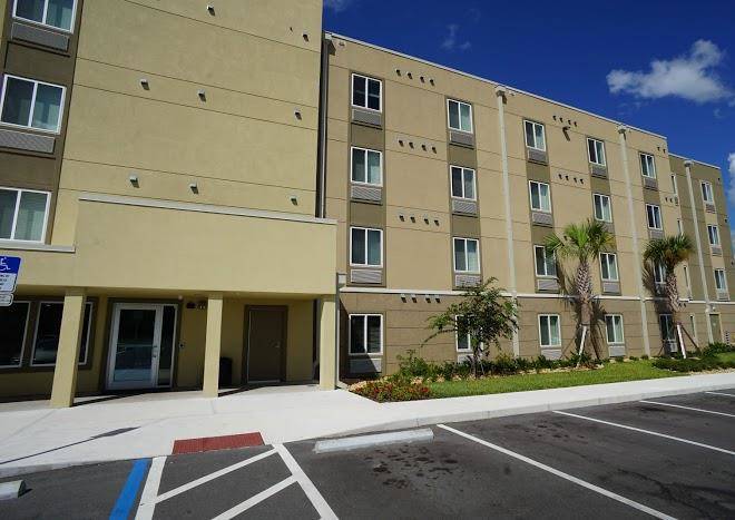 Woodspring Suites Orlando International Drive Image