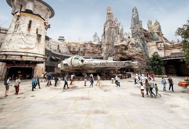 Wyndham Lake Buena Vista Disney Springs Resort Area Image