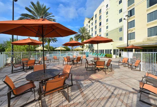 Comfort suites maingate east