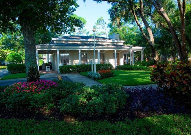 Oak plantation resort