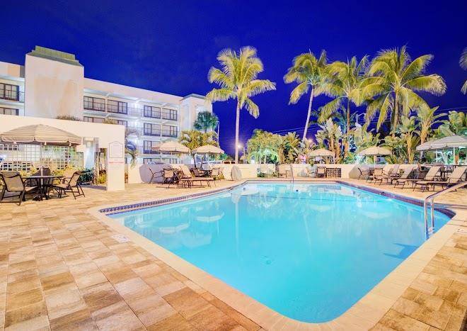 Boca raton plaza hotel & suites