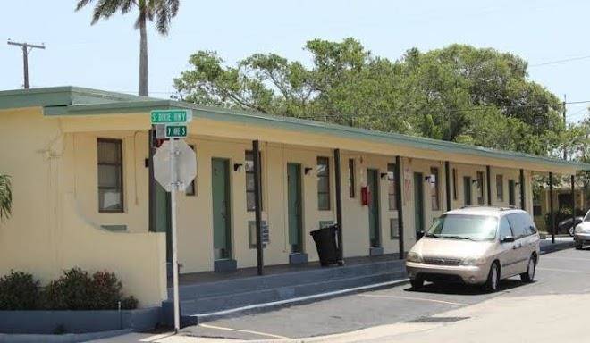 Budget Inn Lake Worth Beach Image