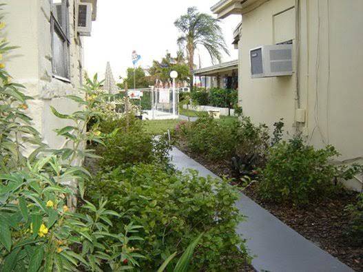 Southgate Motel Lake Worth Beach Image