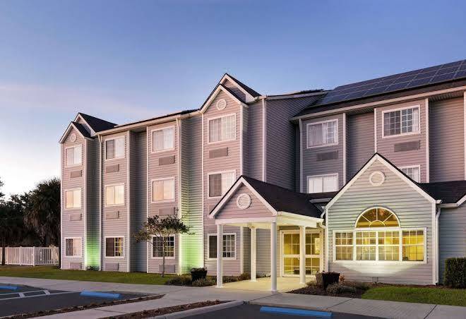 Microtel inn & suites by wyndham zephyrhills