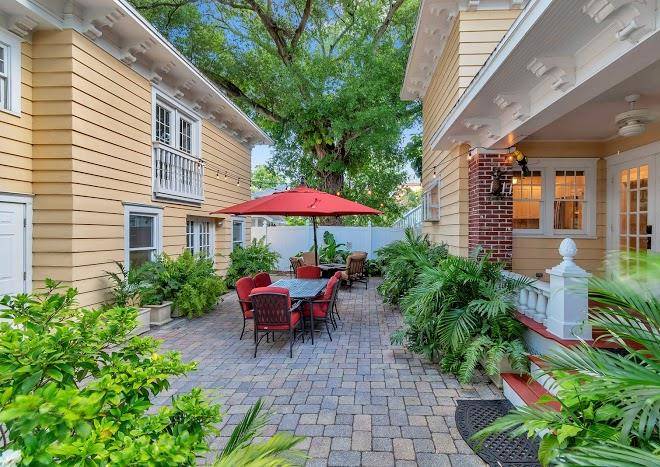 Bay street inn
