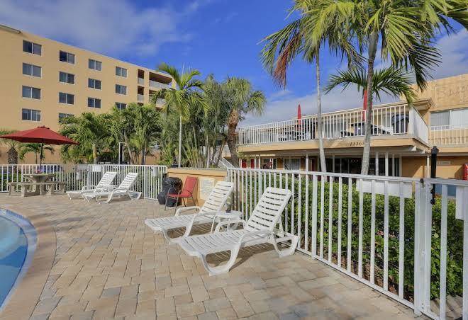 Bayside Inn And Marina Image