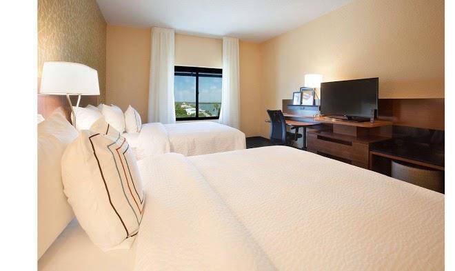 Fairfield Inn & Suites By Marriott Clearwater Beach Image