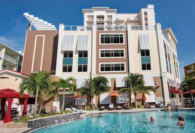 Hampton inn & suites clearwater beach