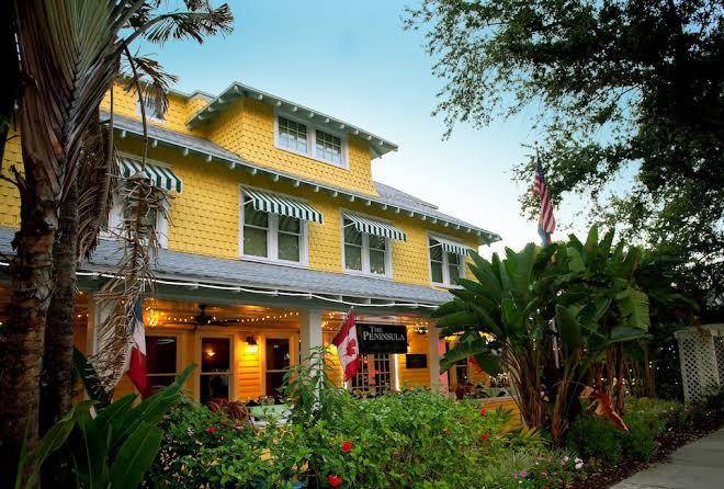 Historic peninsula inn