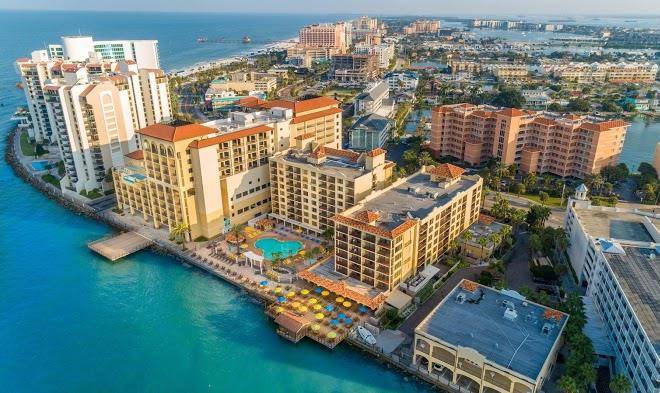 Holiday Inn & Suites Clearwater Beach Image