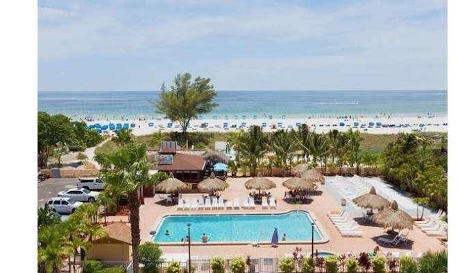 Howard Johnson By Wyndham St Pete Beach Fl Resort Hotel Image
