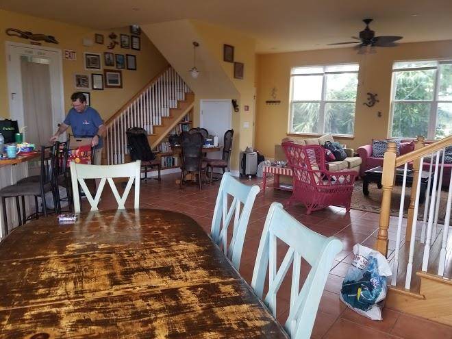 Laughing lizard bed and breakfast