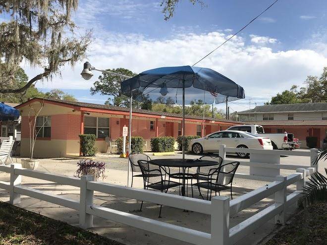 Safety Harbor Motel Image