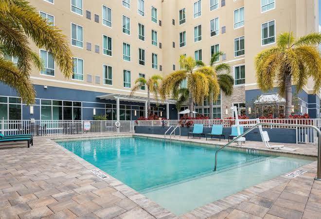Staybridge suites st petersburg downtown