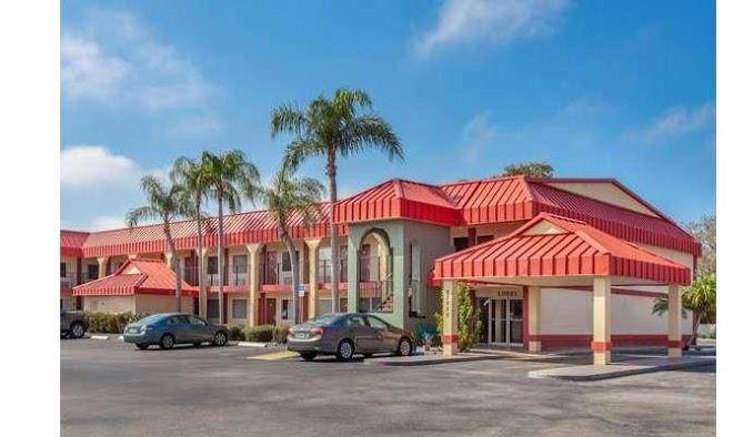 Super 8 by wyndham clearwater us hwy 19 n