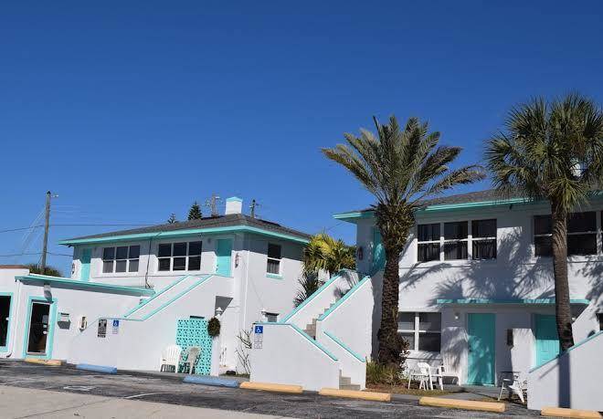 Swashbuckler motel