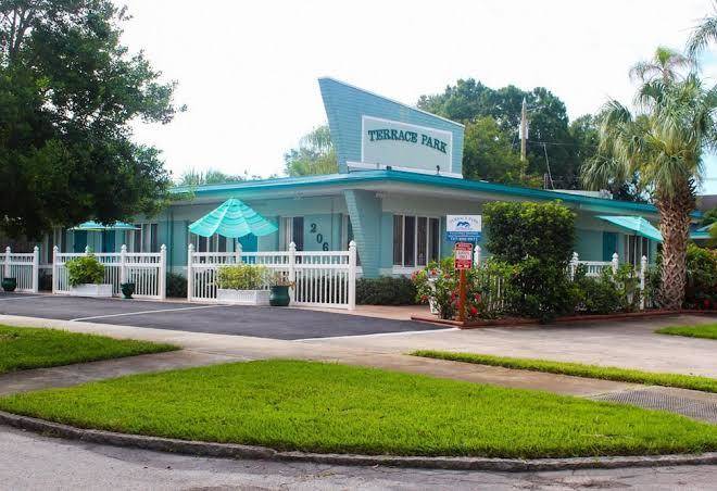 Terrace Park Suites Image