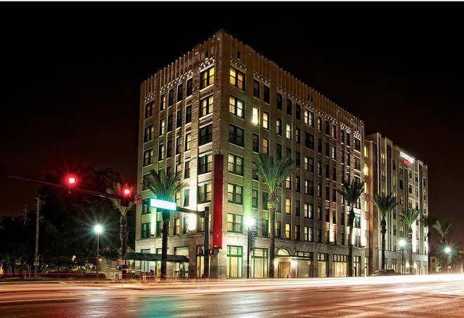 Courtyard By Marriott St Petersburg Downtown Image