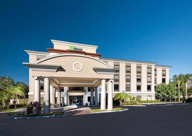 Holiday inn express & suites bartow