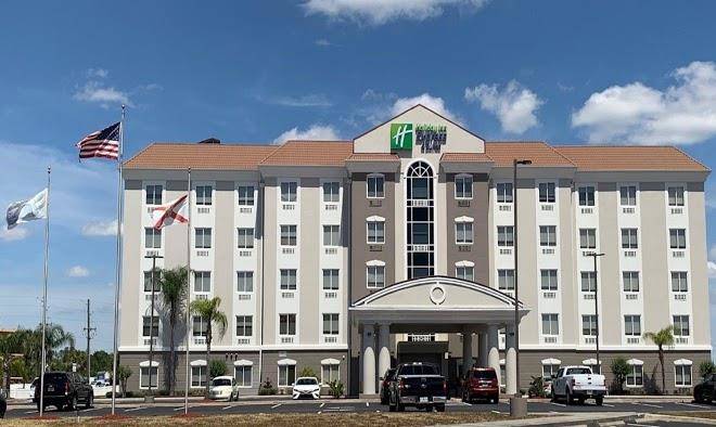 Holiday Inn Express & Suites Orlando South Davenport Image