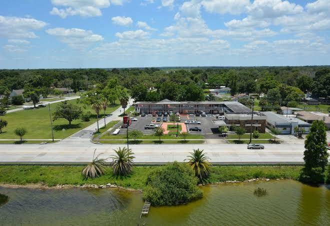 Lakeview motel