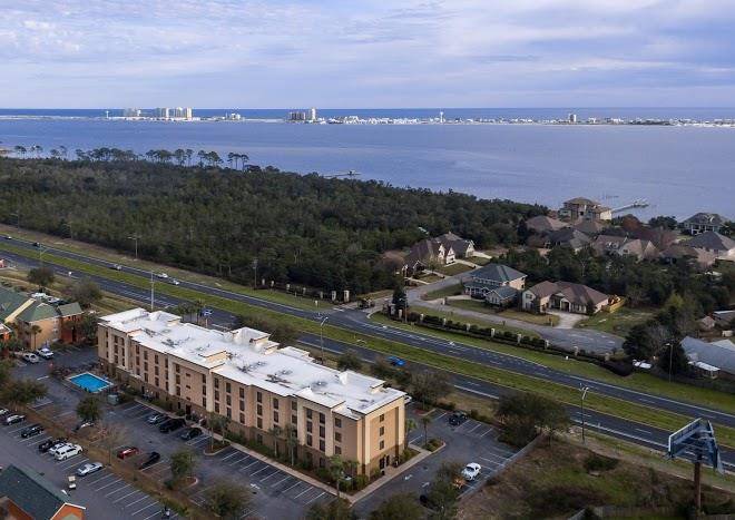 Hampton inn & suites navarre