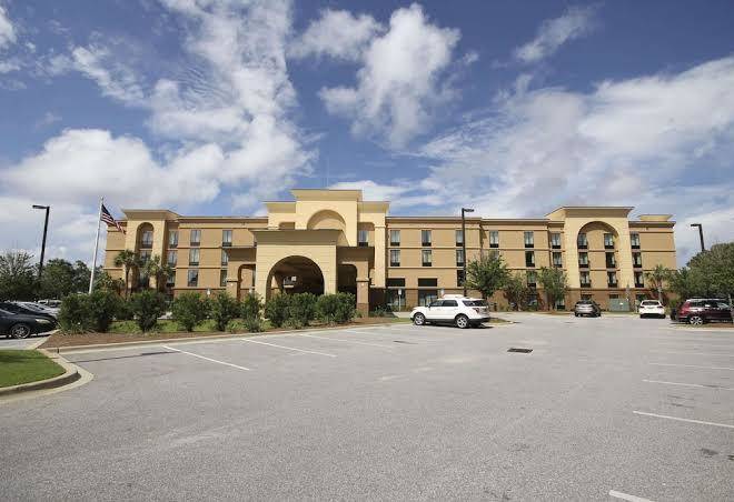 Hampton inn & suites pensacola gulf breeze